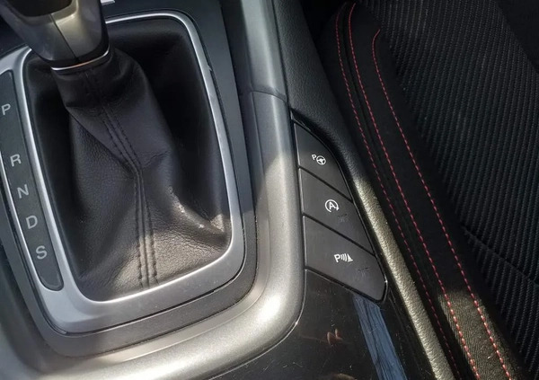 Ford Mondeo cena 41900 przebieg: 126000, rok produkcji 2017 z Pszów małe 529